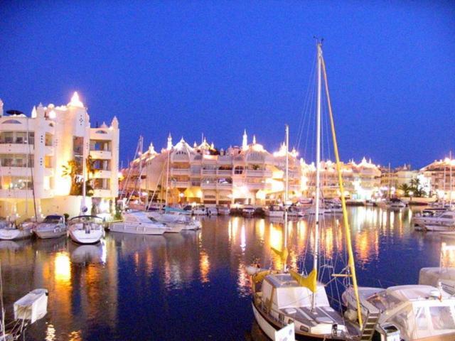 Estudio Edificio Jupiter En Benalmadena Ngoại thất bức ảnh
